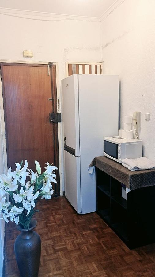 אודיבלאס Lovely Room For Rent מראה חיצוני תמונה